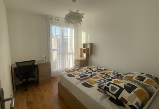 Chambre 9m2 dans spacieux T5