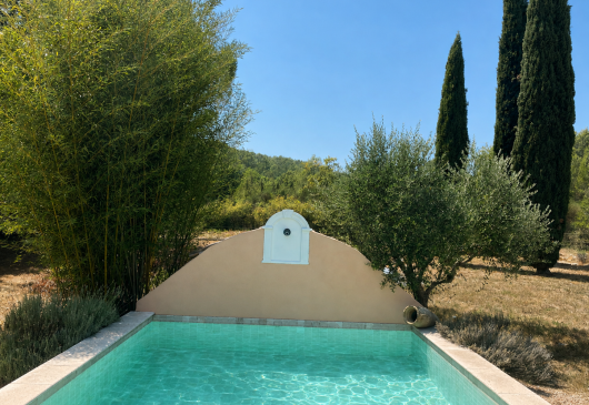 Maison avec piscine en campagne