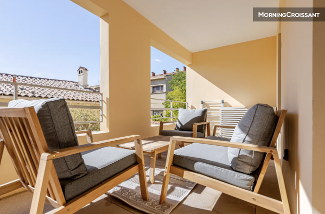 Élégant 1 chambre avec terrasse